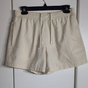 Zara Cream Textured Shorts